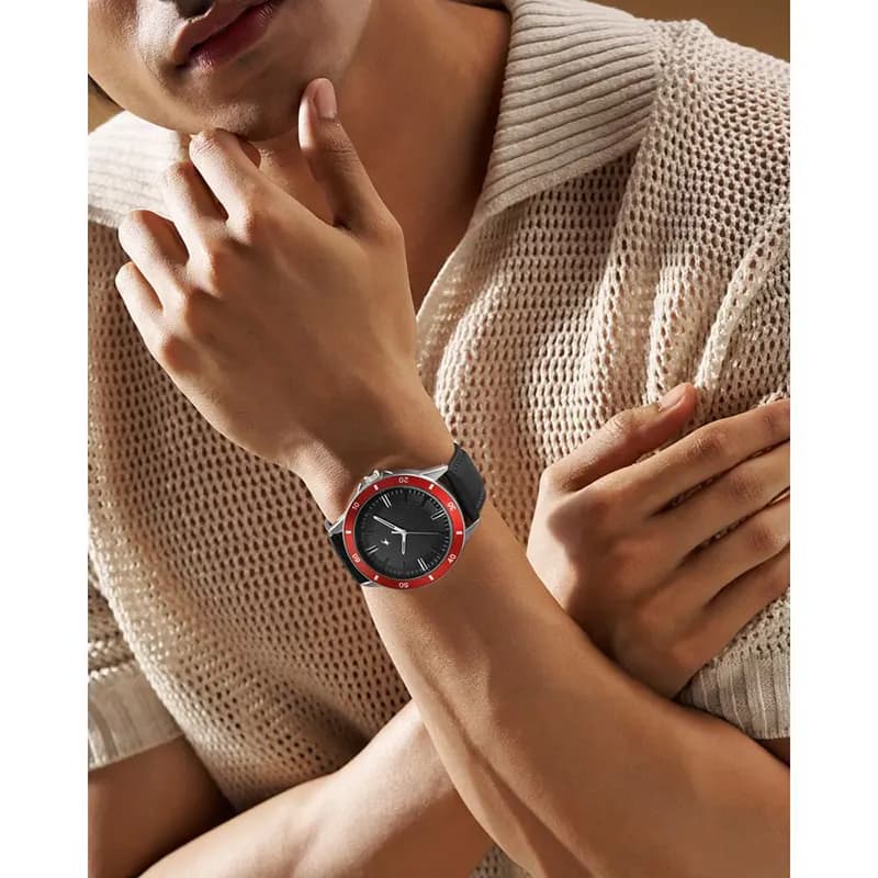 Fastrack 38160SL01 Stunners Black Dial Men's Watch