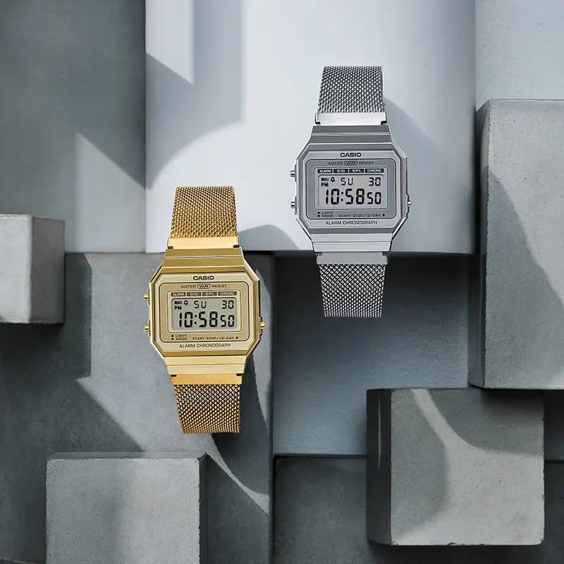 Casio A700WM-7ADF Super Slim Vintage Mesh Chain Digital Watch