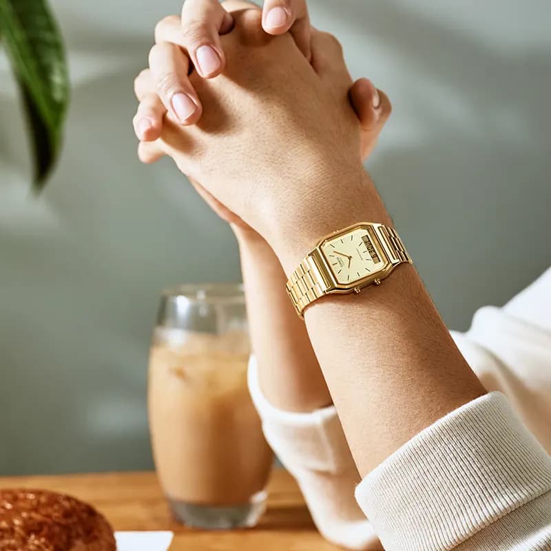 Casio AQ-230GA-9DMQ Vintage Gold-tone Watch