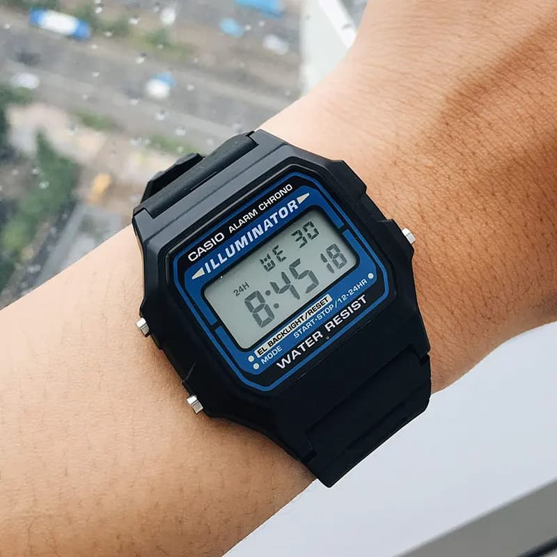 Casio F-105W-1A Classic Retro Black and Blue Digital Men's Watch
