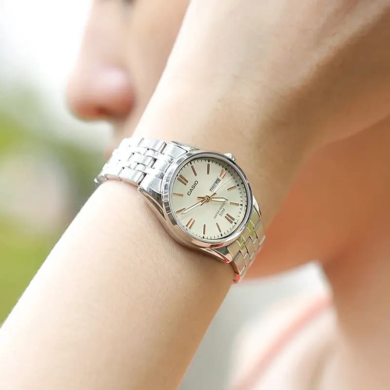 Casio Enticer Cream Dial Ladies Watch | LTP-1335D-9AV
