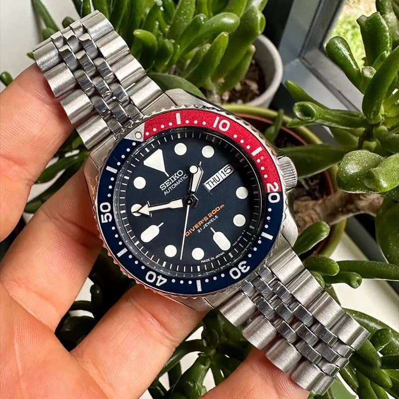 Seiko SKX Diver's Automatic Blue Dial Men's Watch | SKX009J