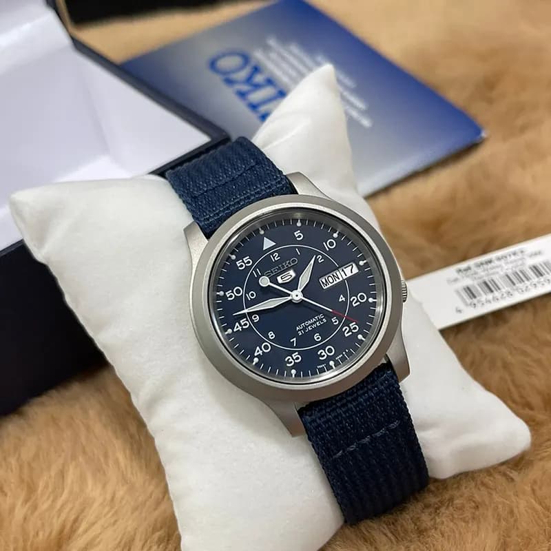 Seiko 5 Blue Dial Blue Nylon Strap Automatic Men's Watch | SNK807K2