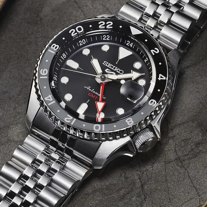 Seiko 5 Sports GMT Black Grape Dial Men’s Watch | SSK001K1