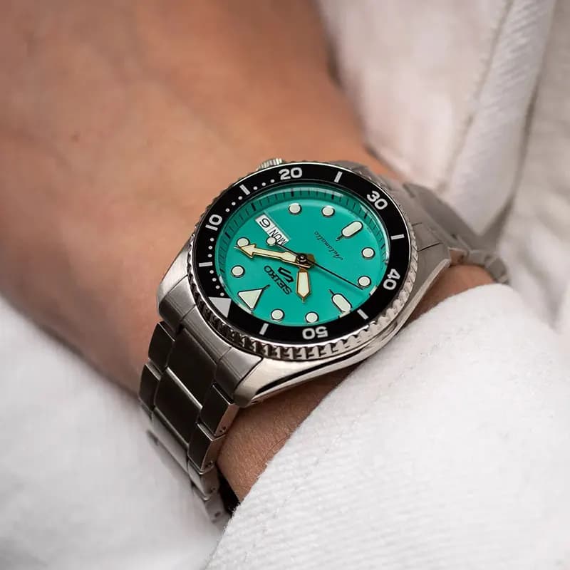 Seiko 5 Sports SKX “Midi” Tiffany Blue Men’s Watch | SRPK33K1 secondary view